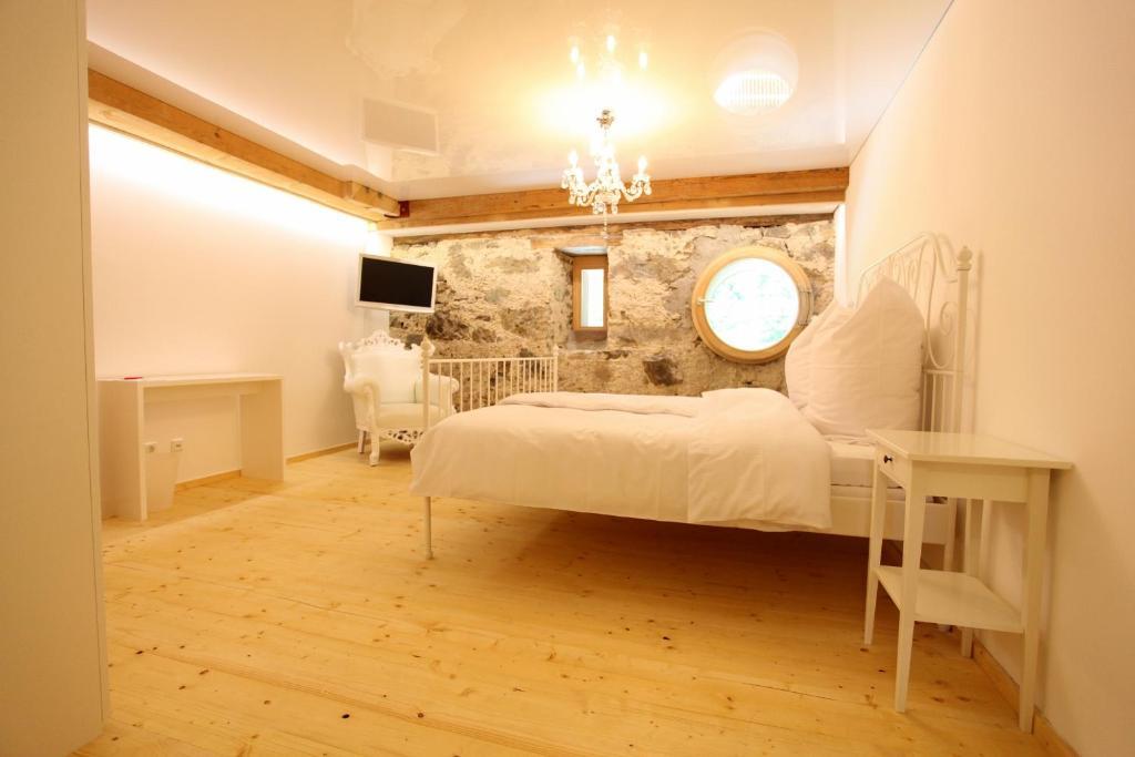 Hotel Rainhof Scheune & Naturpark Restaurant 키르히자르텐 외부 사진
