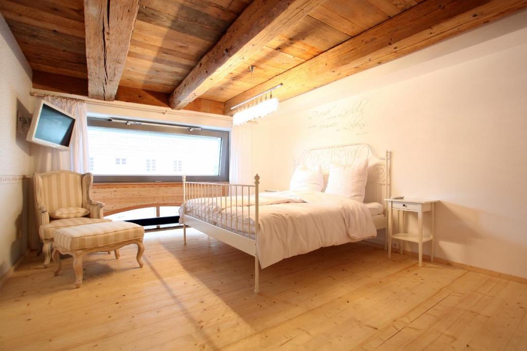 Hotel Rainhof Scheune & Naturpark Restaurant 키르히자르텐 객실 사진